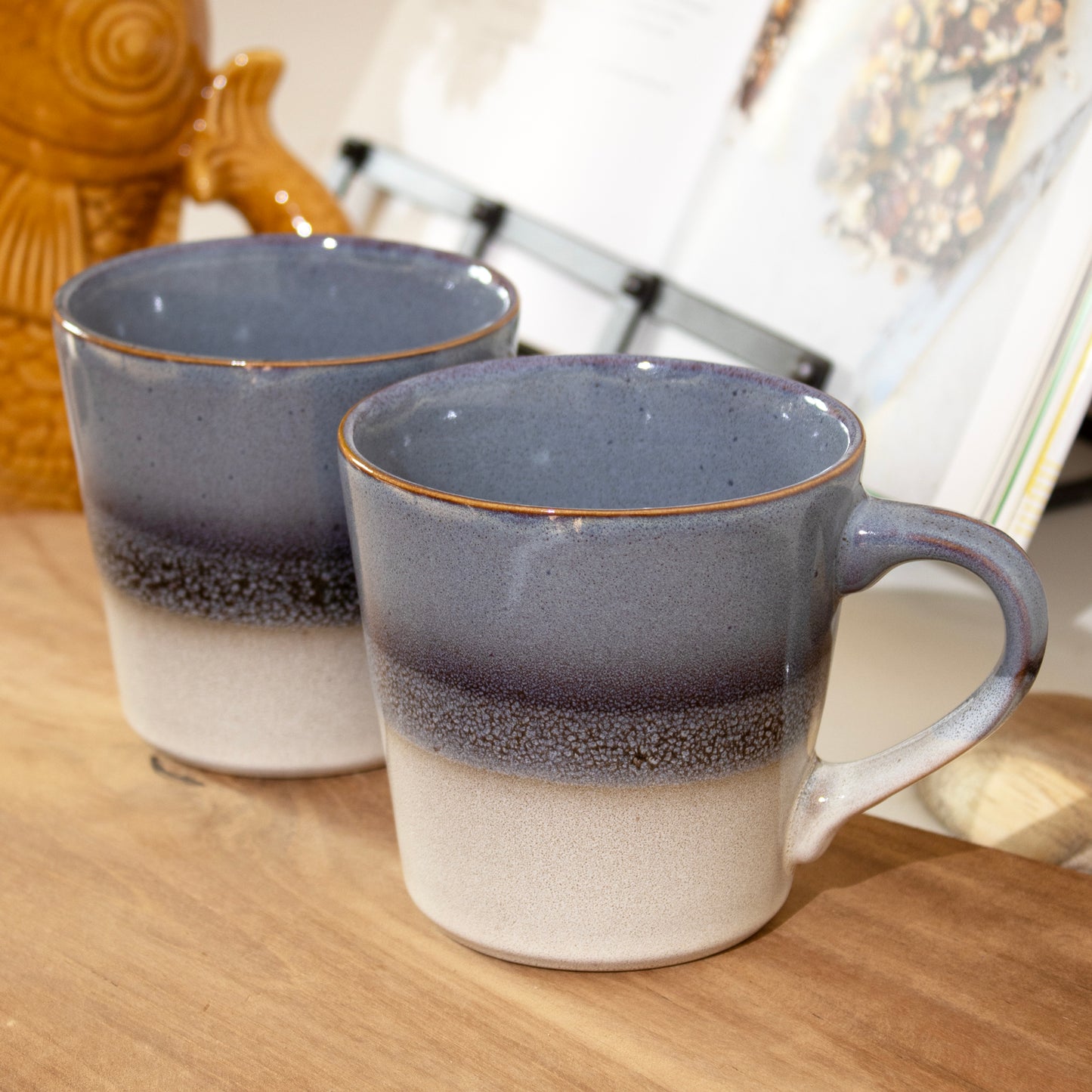 Set Of 2 Grey Reactive Fade Mugs