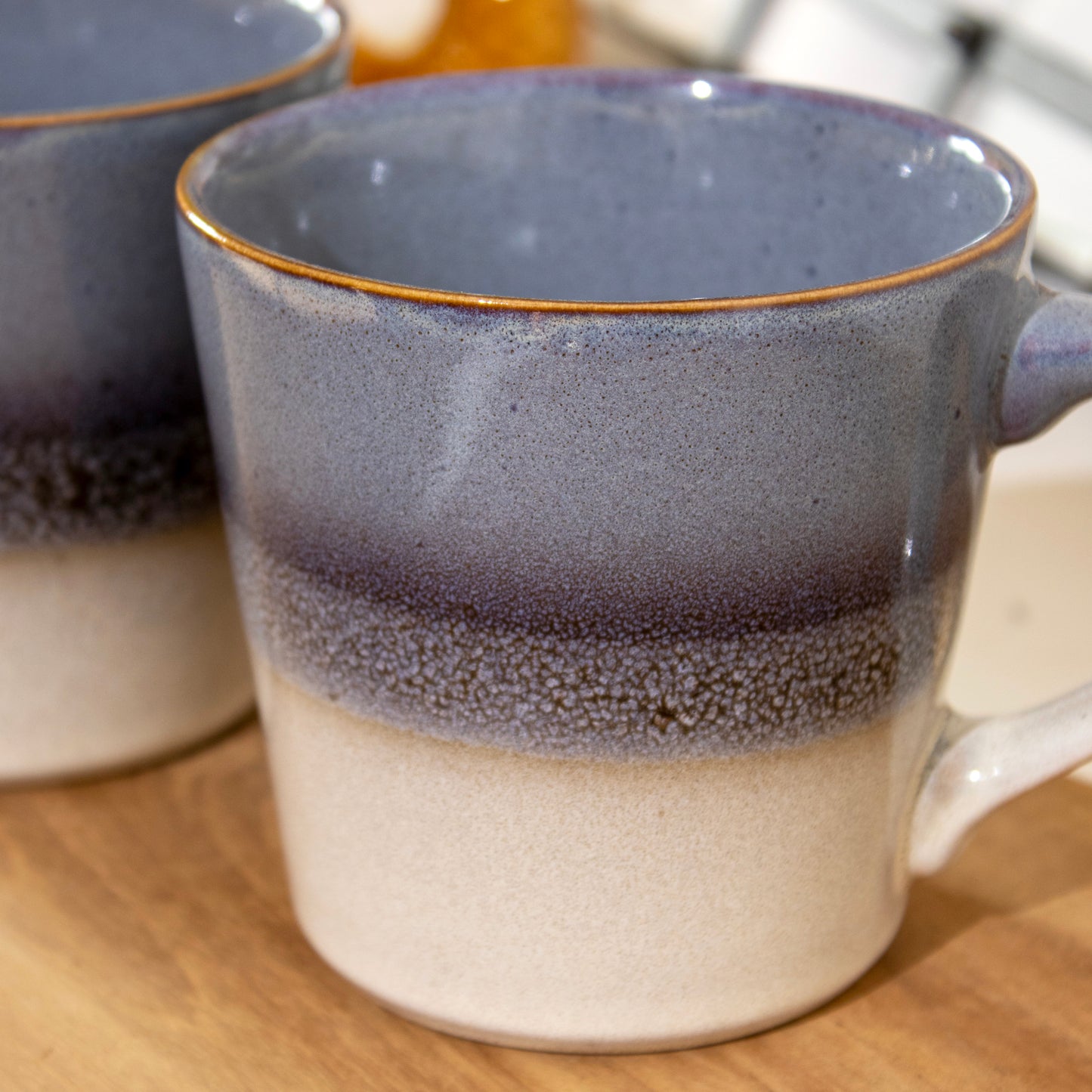 Set Of 2 Grey Reactive Fade Mugs