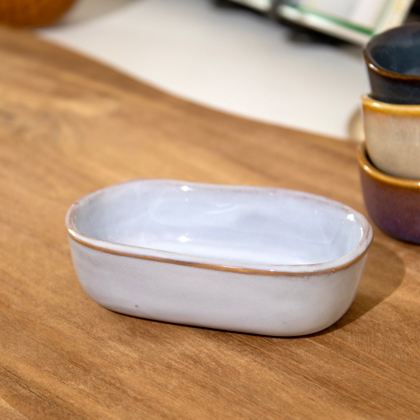 Set Of 4 Reactive Glaze Oval Mini Oven Dishes