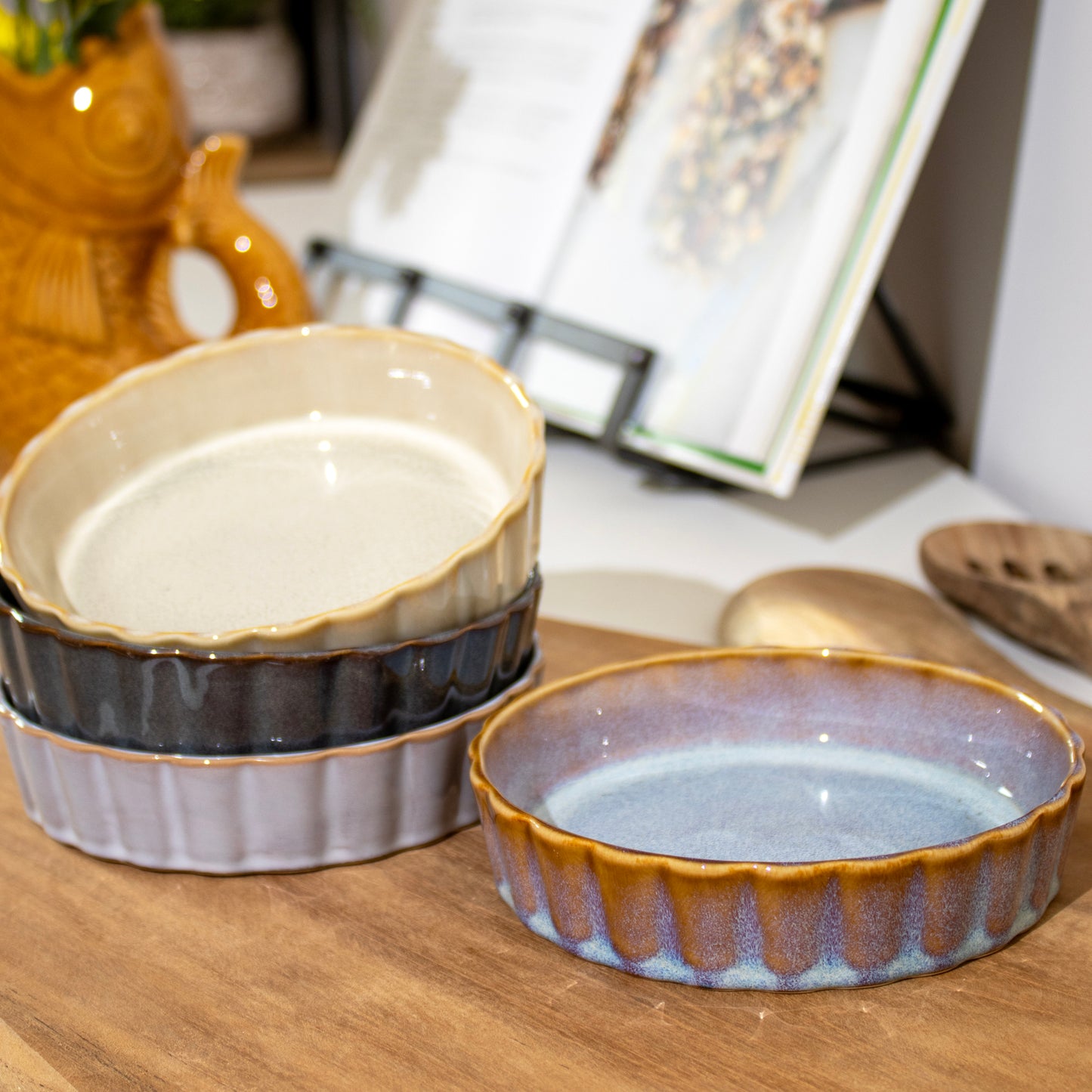 Set Of 4 Dark Mix Reactive Glaze Round Oven Dishes