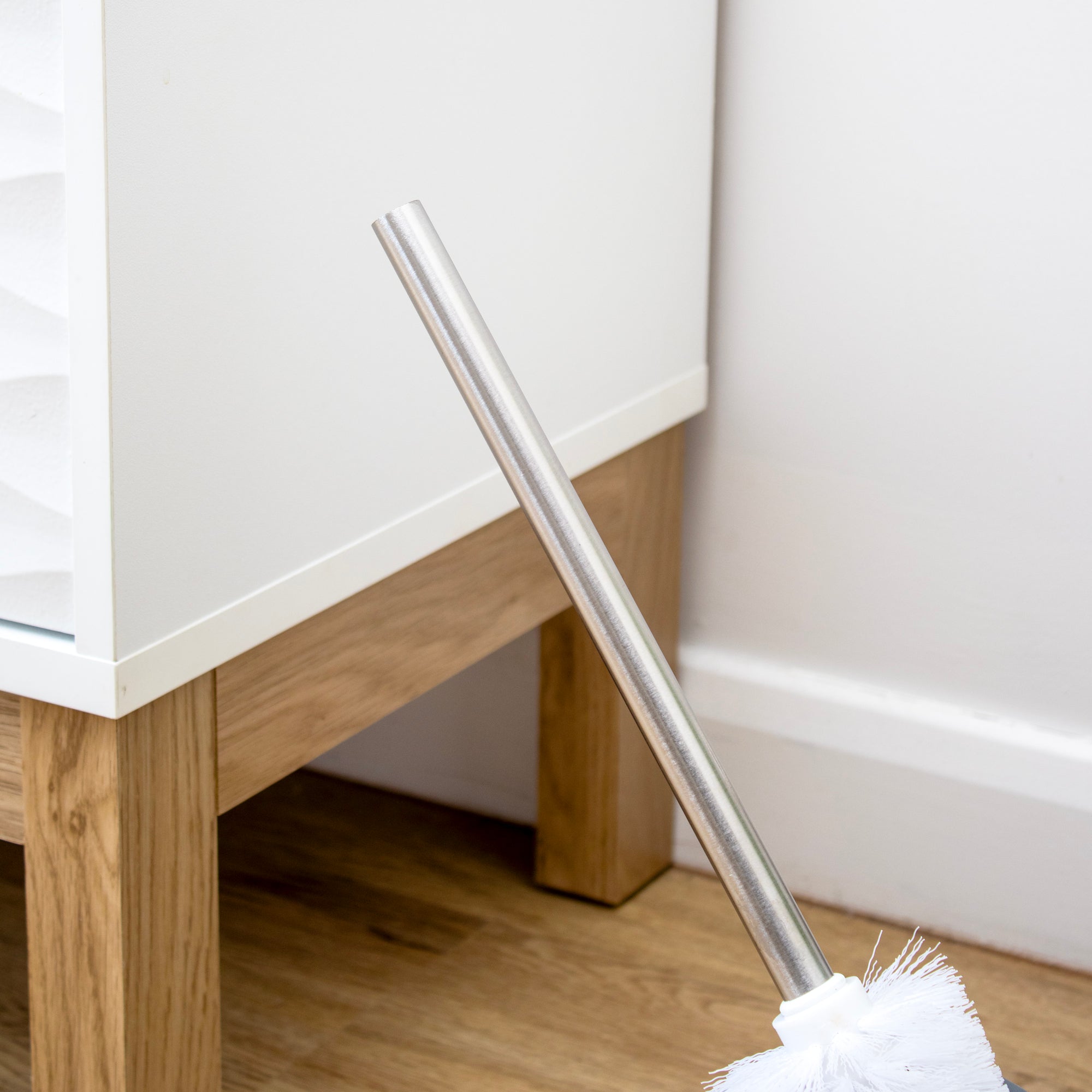 Stoneware Ribbed Toilet Brush