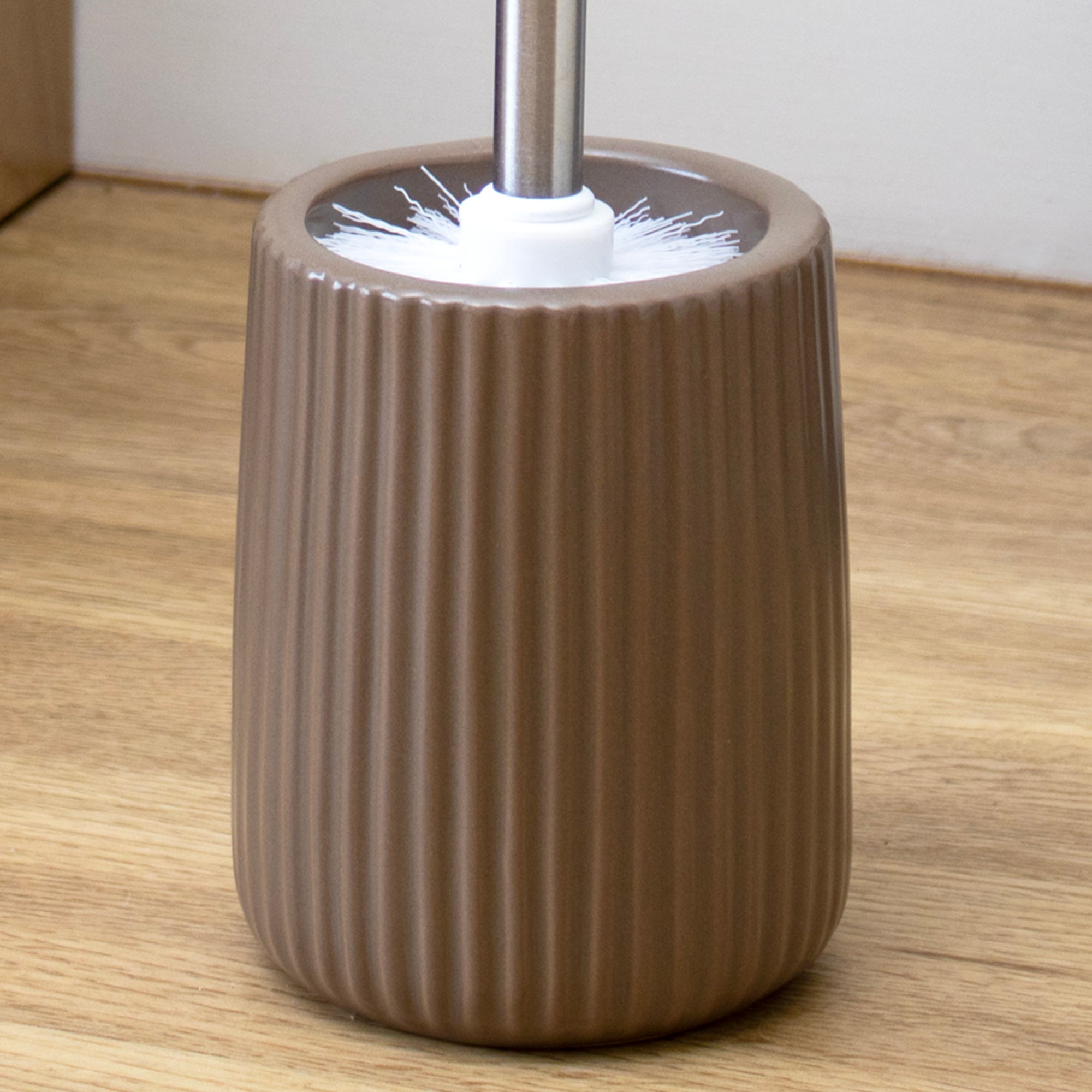 Stoneware Ribbed Toilet Brush