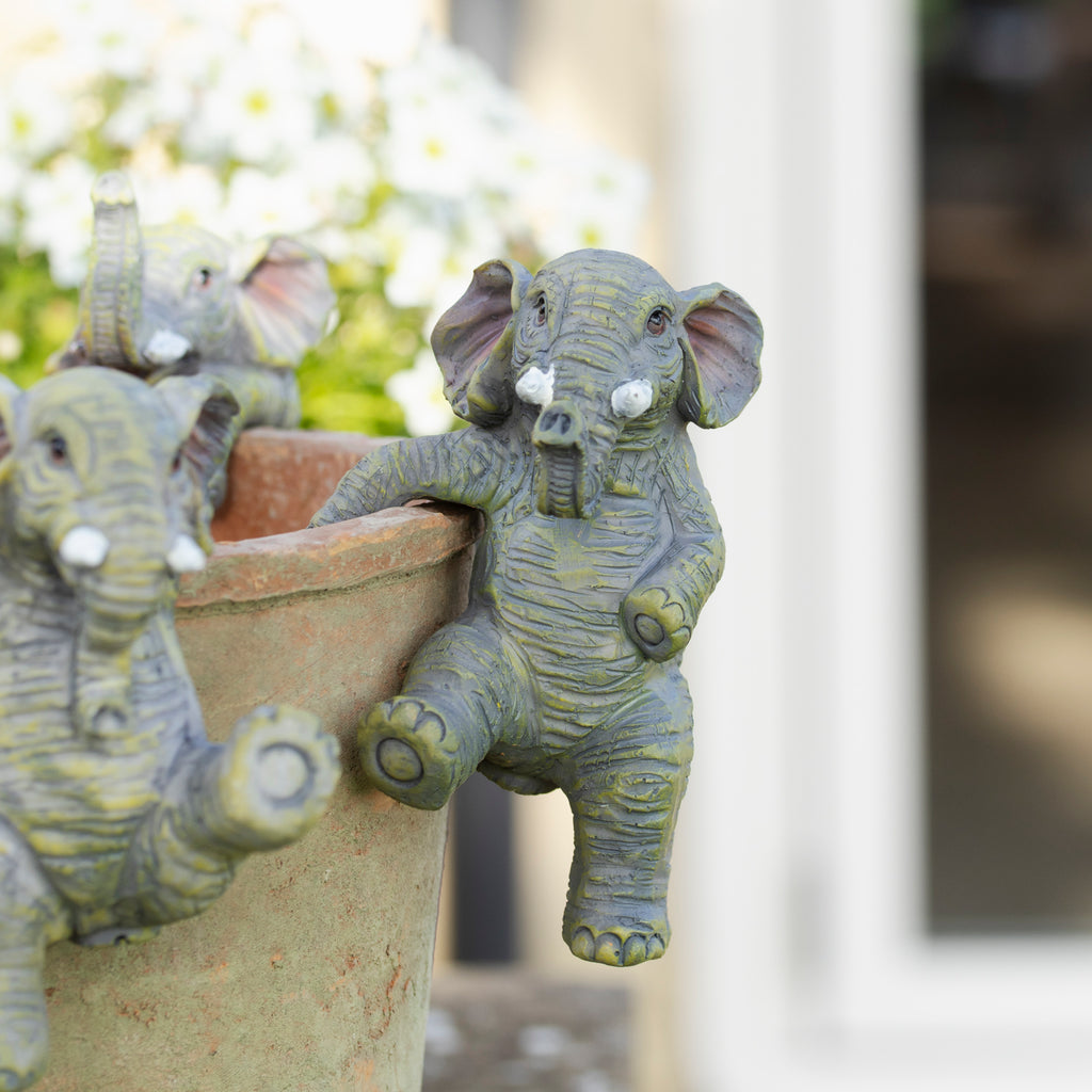 Set Of 4 Elephant Pot Hangers