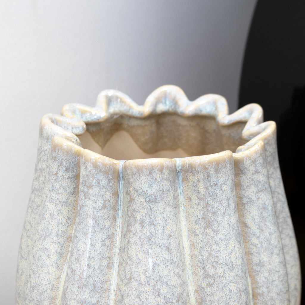 Round Ceramic Scalloped Vase