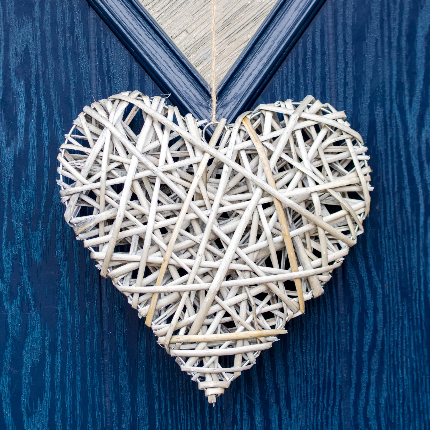 Large Antique Wash Wicker Heart Wreath