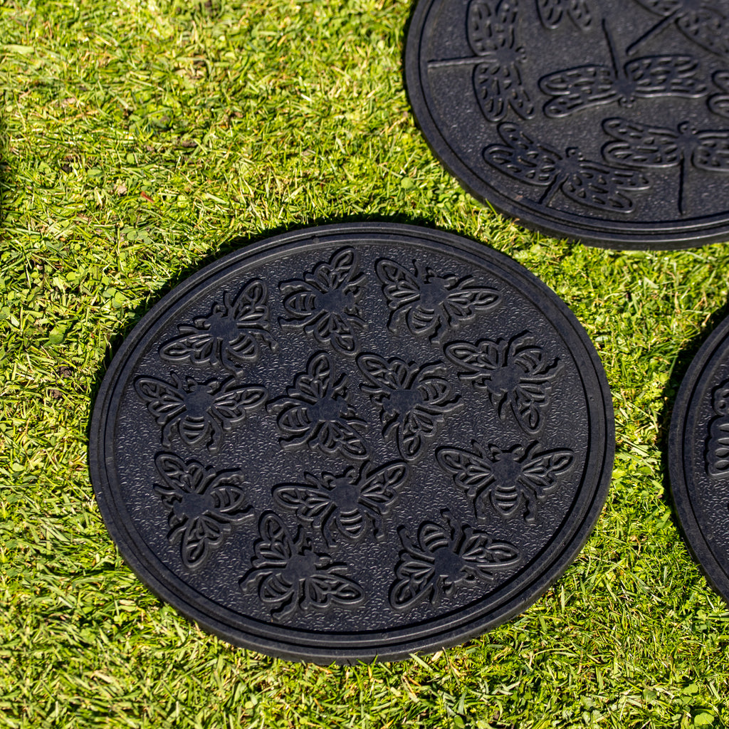 Set Of 3 Round Insect Rubber Stepping Stones