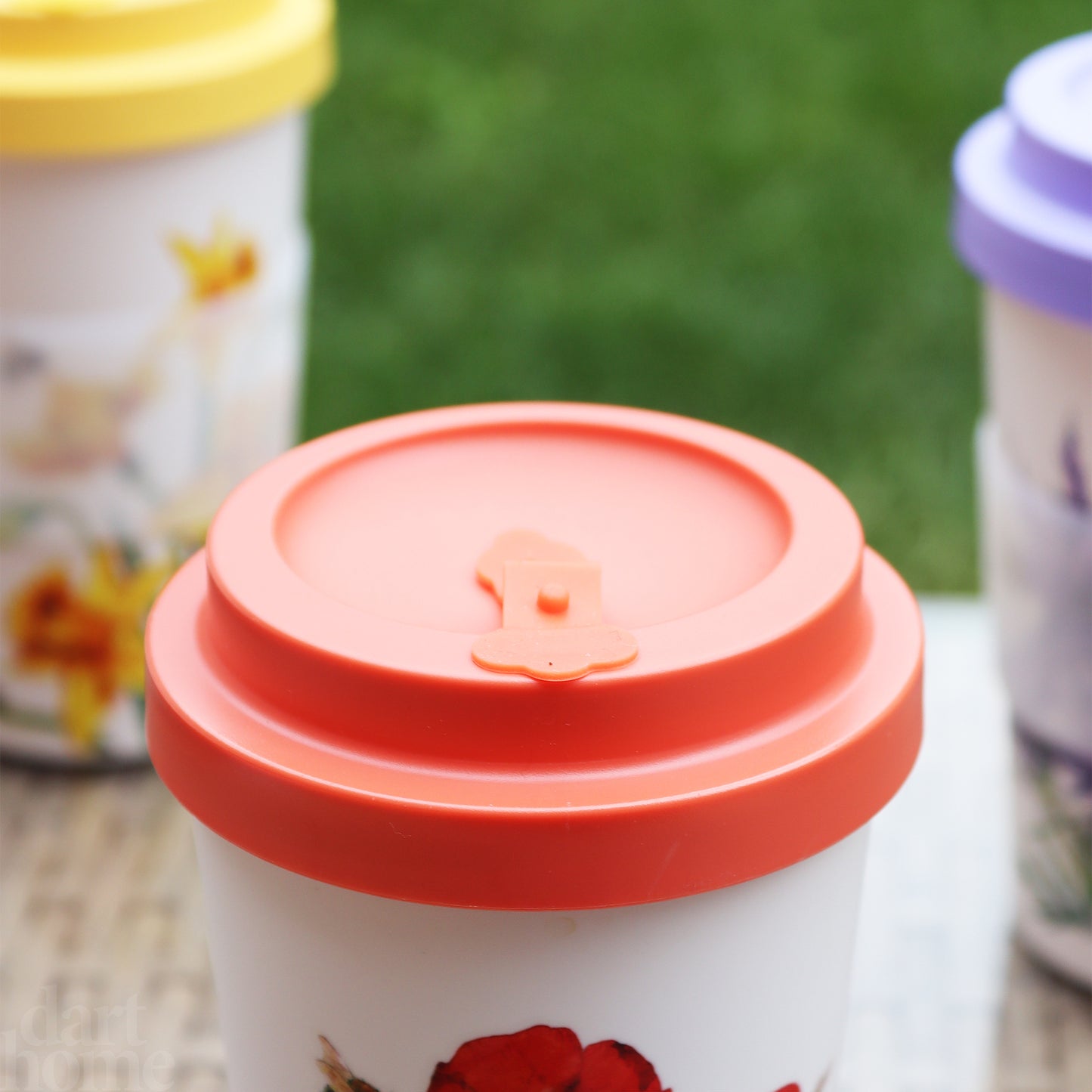 Red Poppy Flower Travel Mug