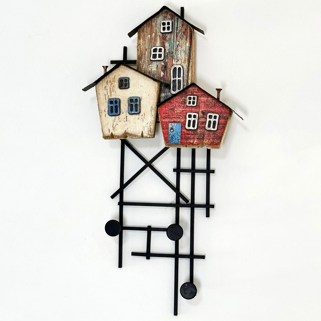 Rustikaler Haus-Kleiderbügel
