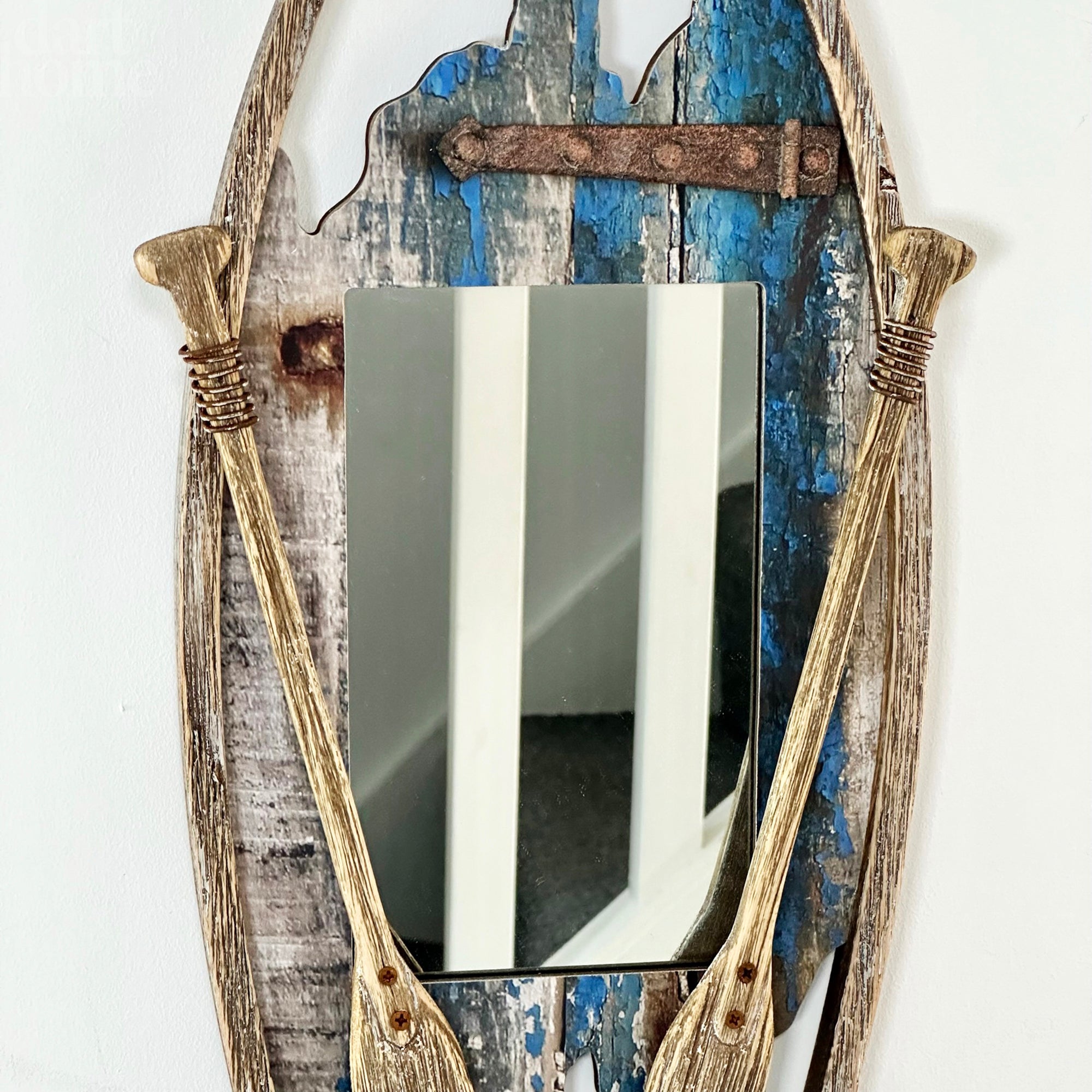 Rustikaler Paddelboot-Wandspiegel