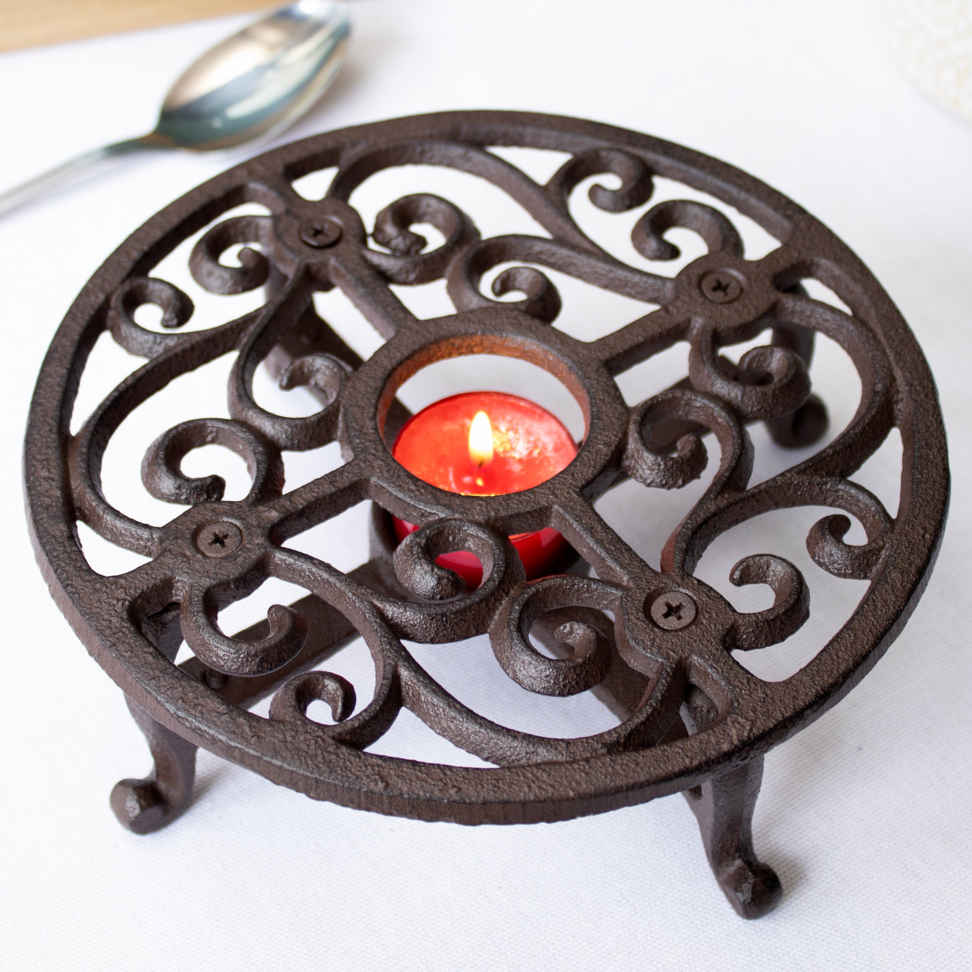 Round Lattice Cast Iron Pot Warmer