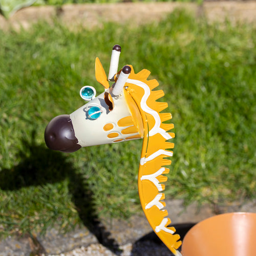 Giraffen-Blumentopf-Ornament aus Metall