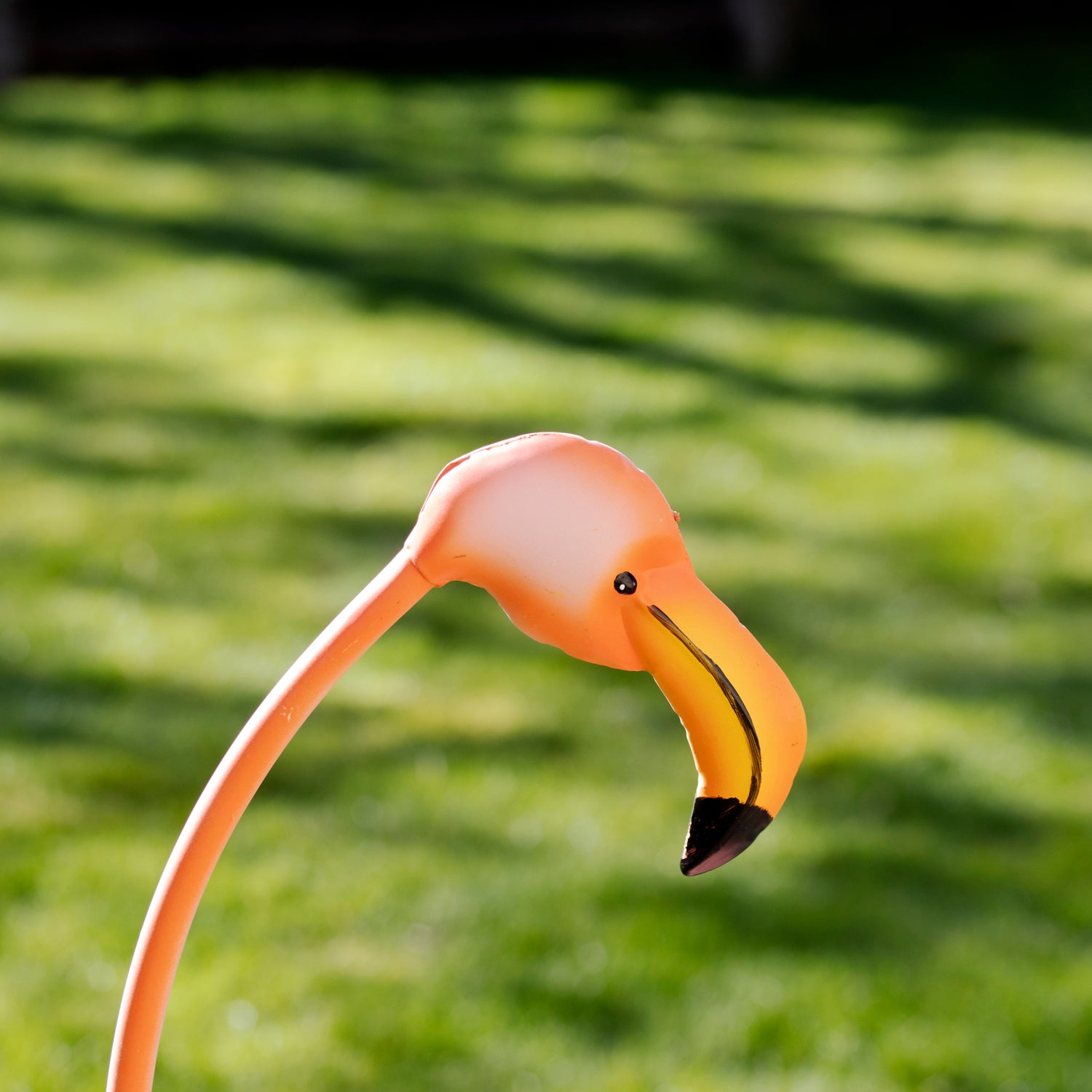 Metal Curved Neck Flamingo Garden Ornament