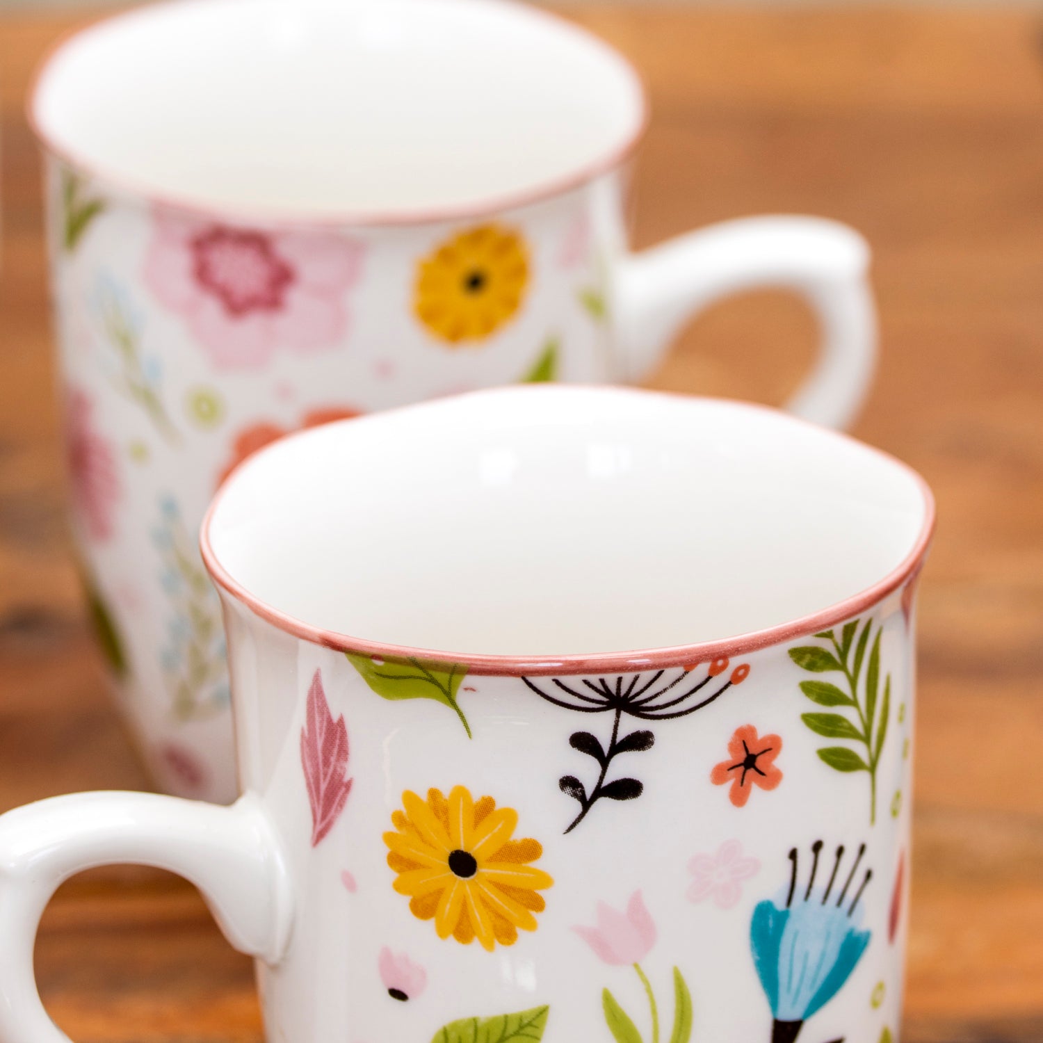 Set Of 4 Floral Print Mugs