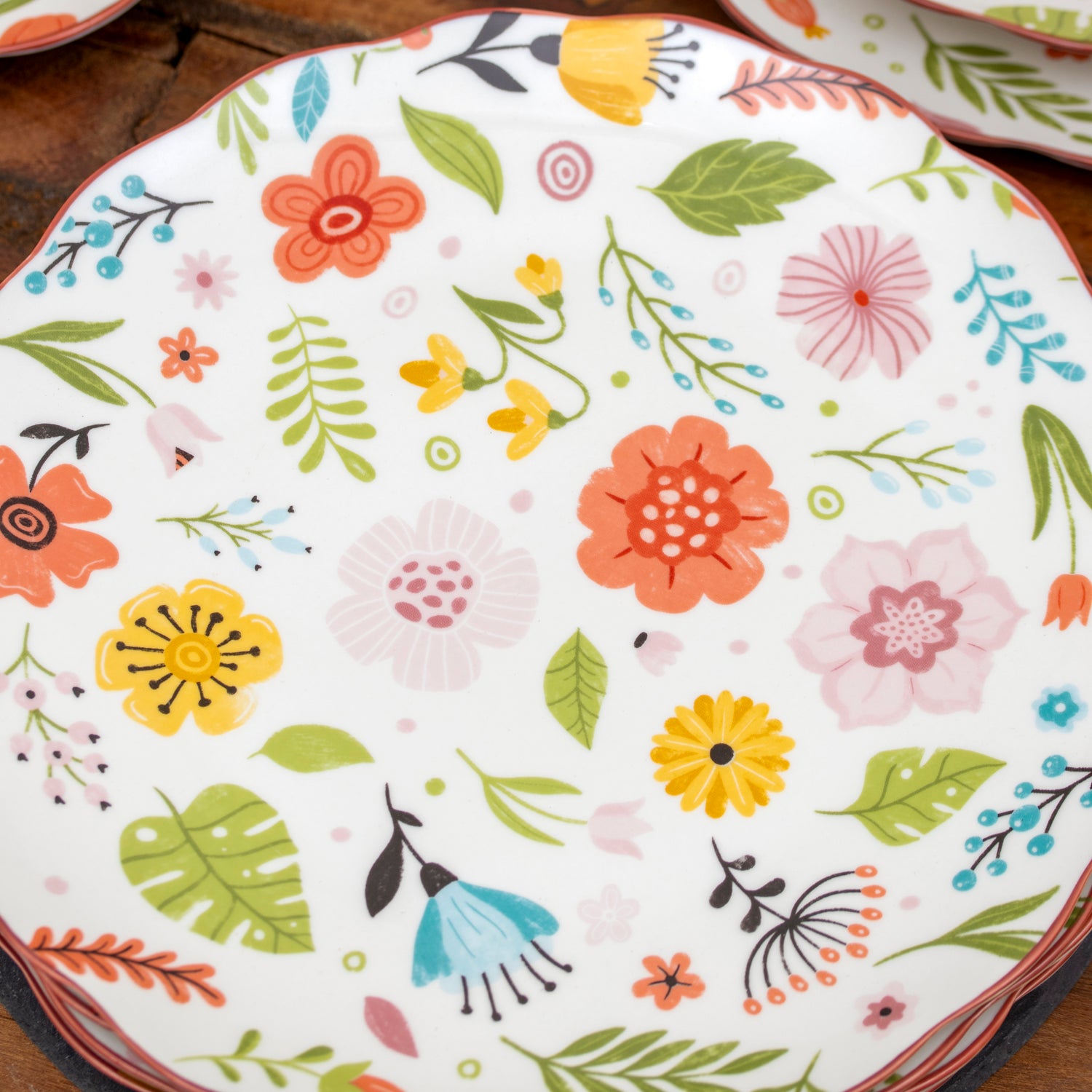 Set Of 4 Floral Print Dinner Plates