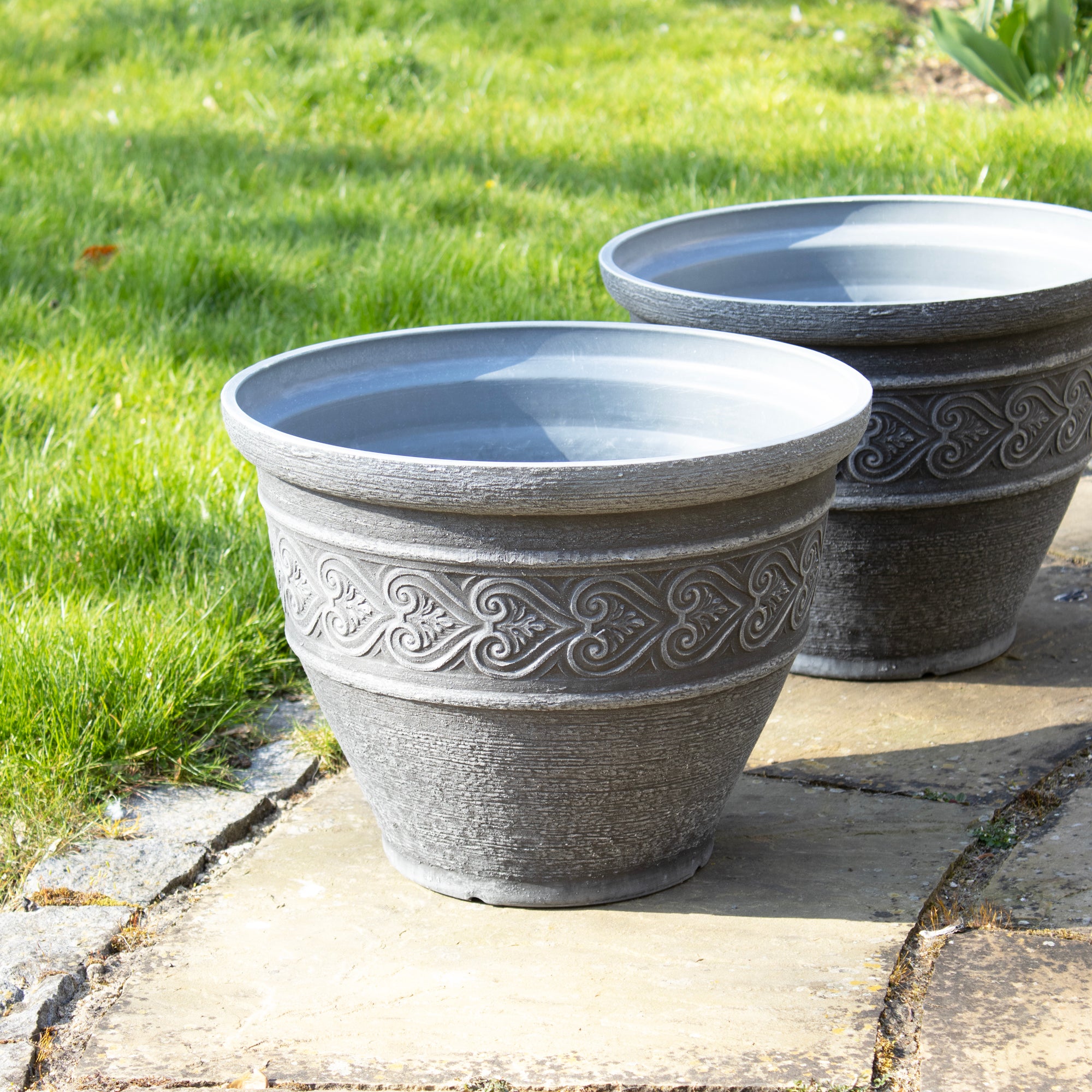 Stone Effect Love Heart Scroll Planter