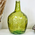 Grüne Flaschenvase aus recyceltem Glas