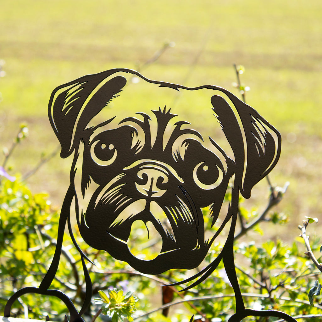 Black Metal Peeking Pug Fence Topper