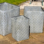 Set mit 3 verzinkten Dolly Tub-Pflanzgefäßen