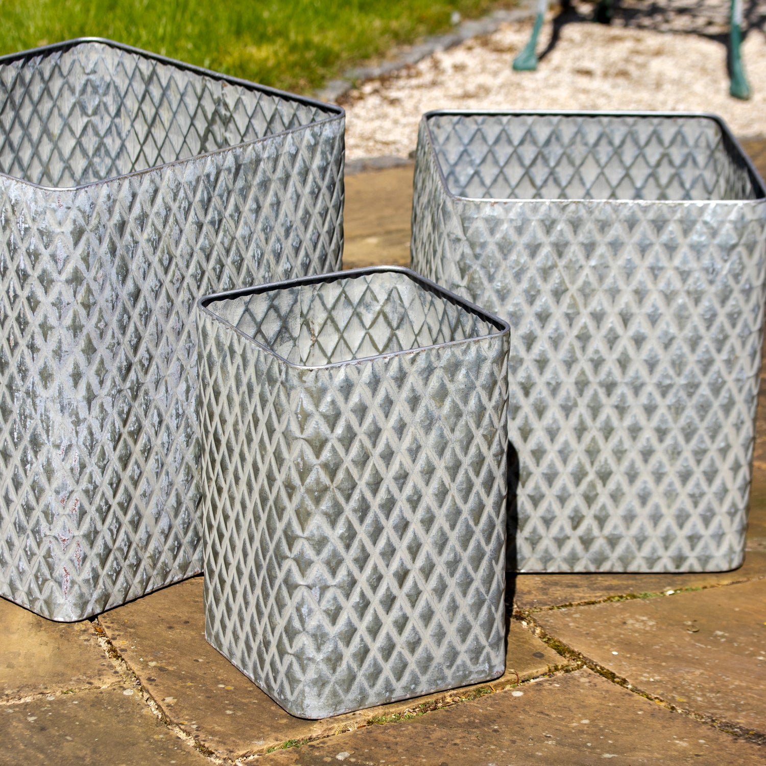 Set mit 3 verzinkten Dolly Tub-Pflanzgefäßen