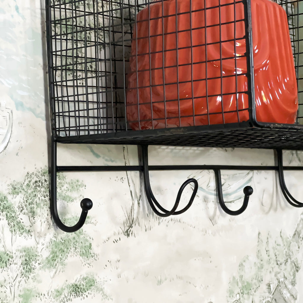 Locker Room Shelf With 7 Hooks
