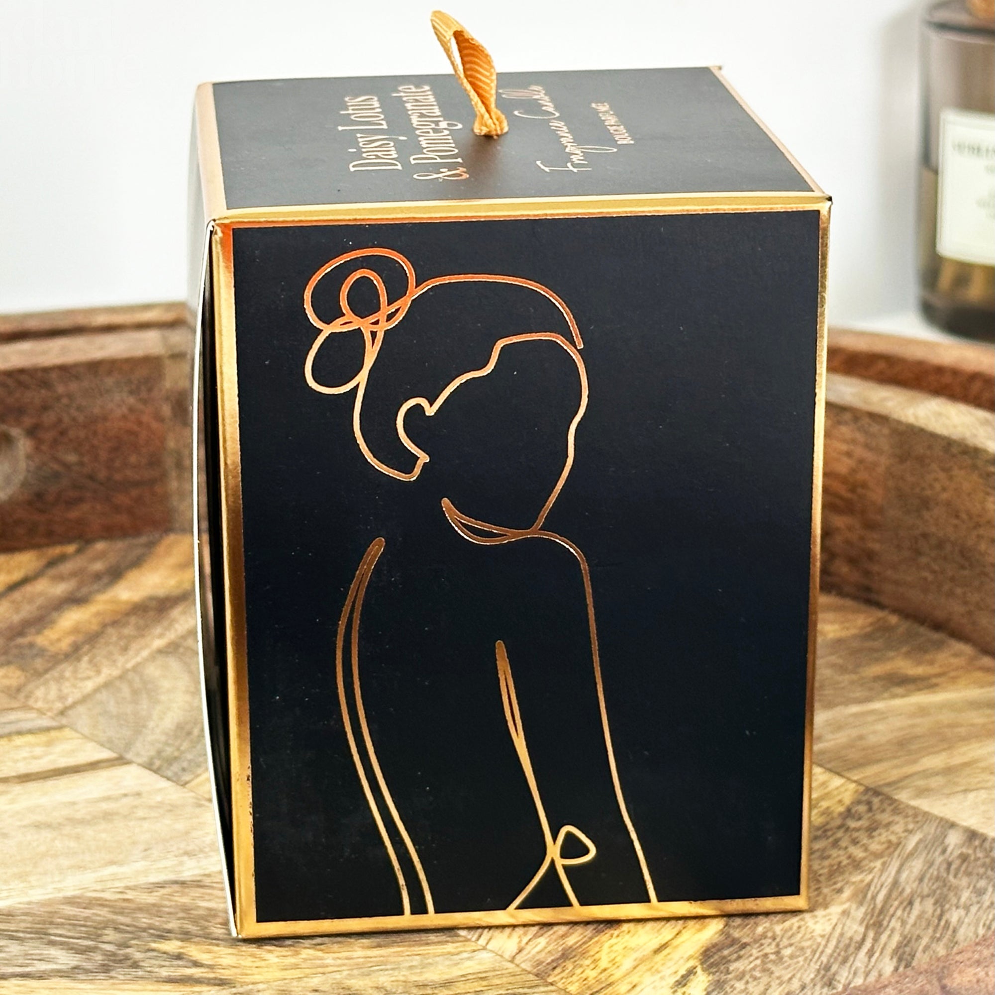 Duftkerze „Black Silhouette Lady“ in Geschenkbox