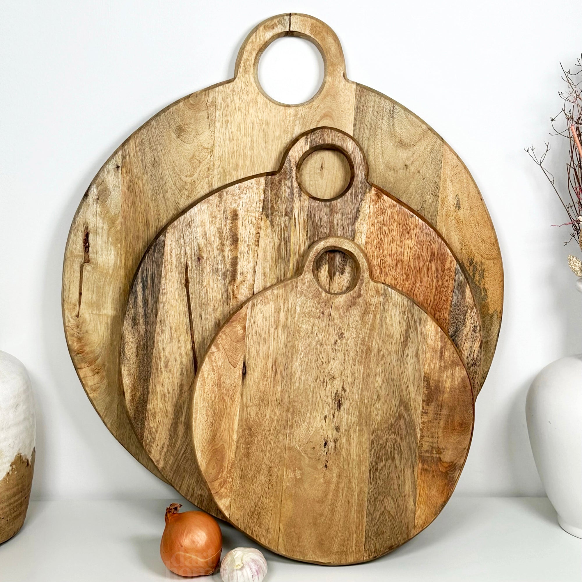 Mango Wood Ring Handle Chopping Boards
