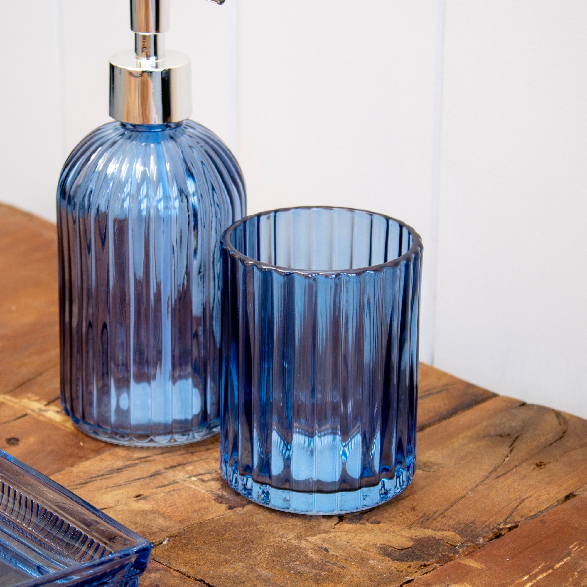 Blue Ribbed Glass Set Of 3 Bathroom Accessories
