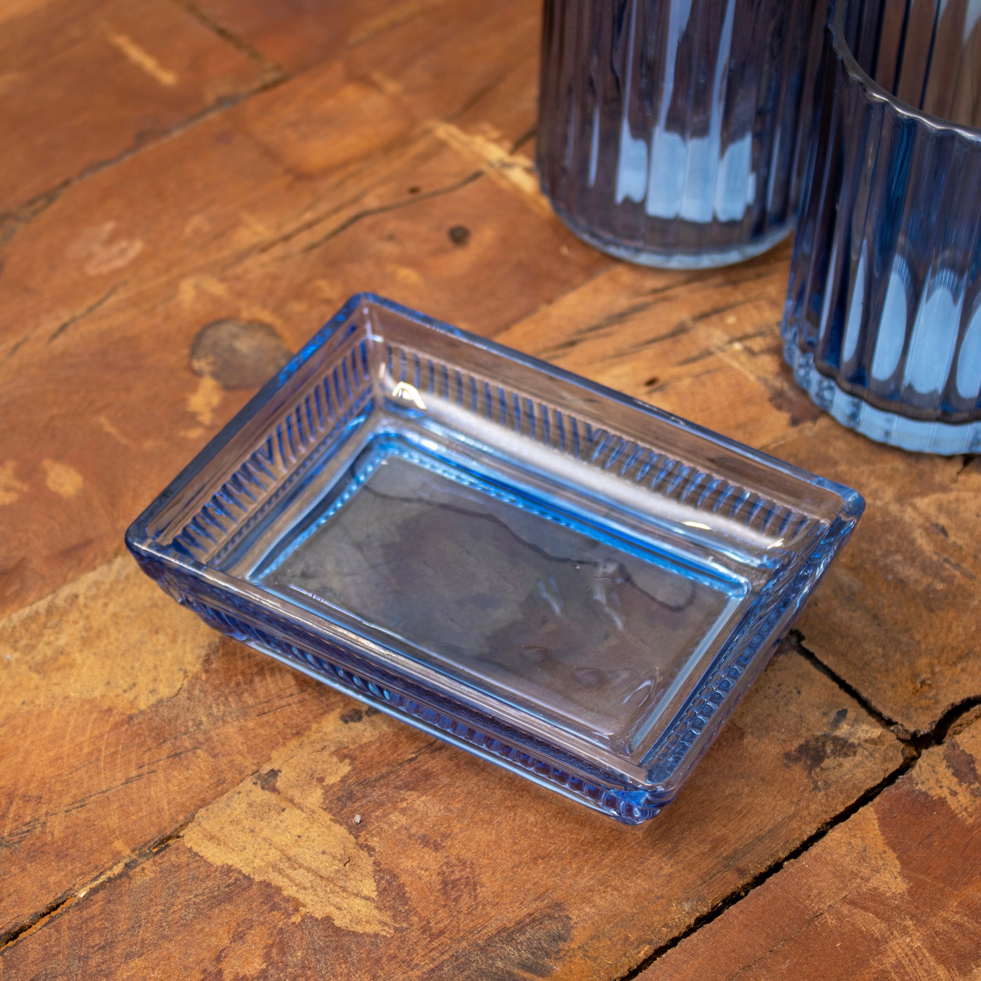 Blue Ribbed Glass Set Of 3 Bathroom Accessories