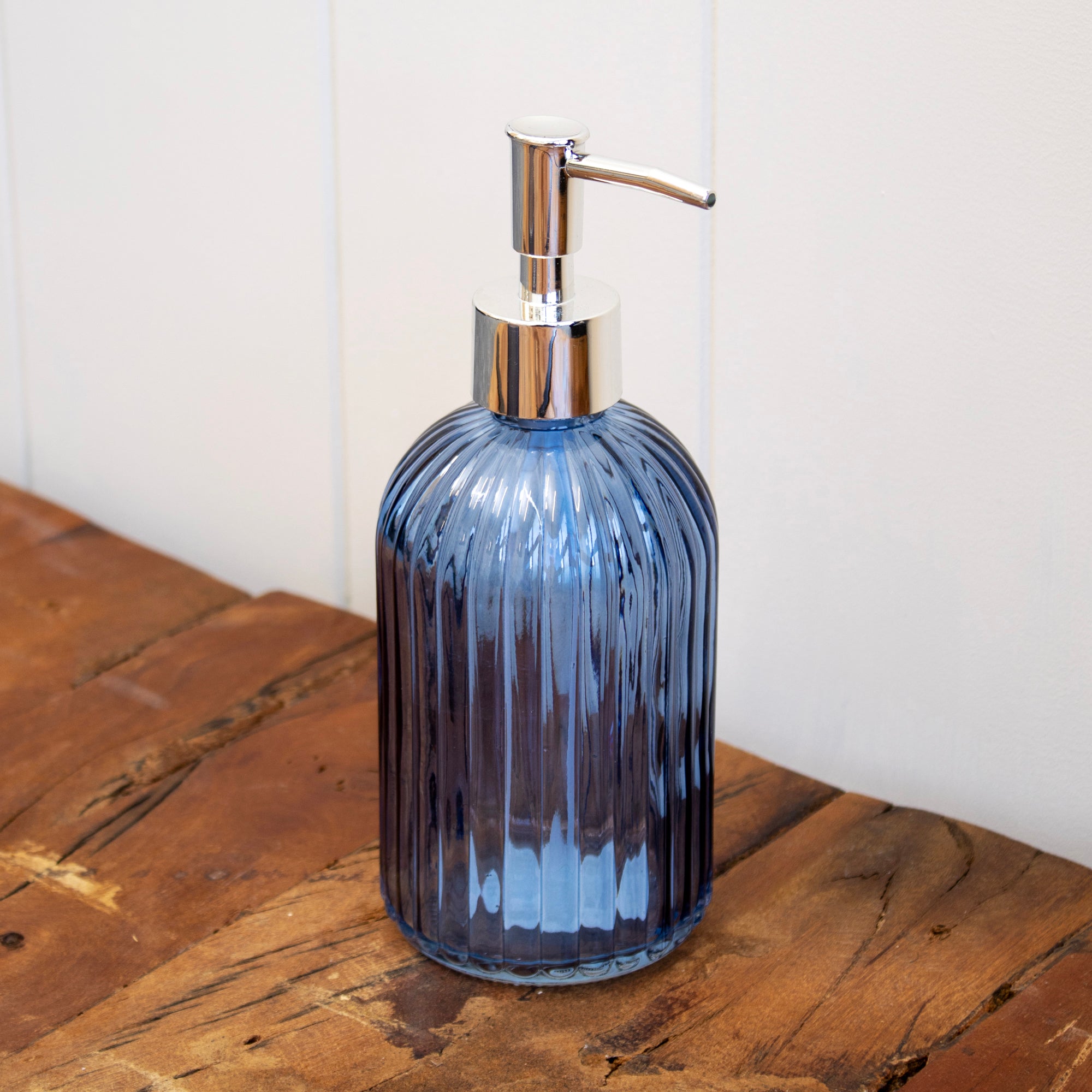 Blue Ribbed Glass Set Of 3 Bathroom Accessories