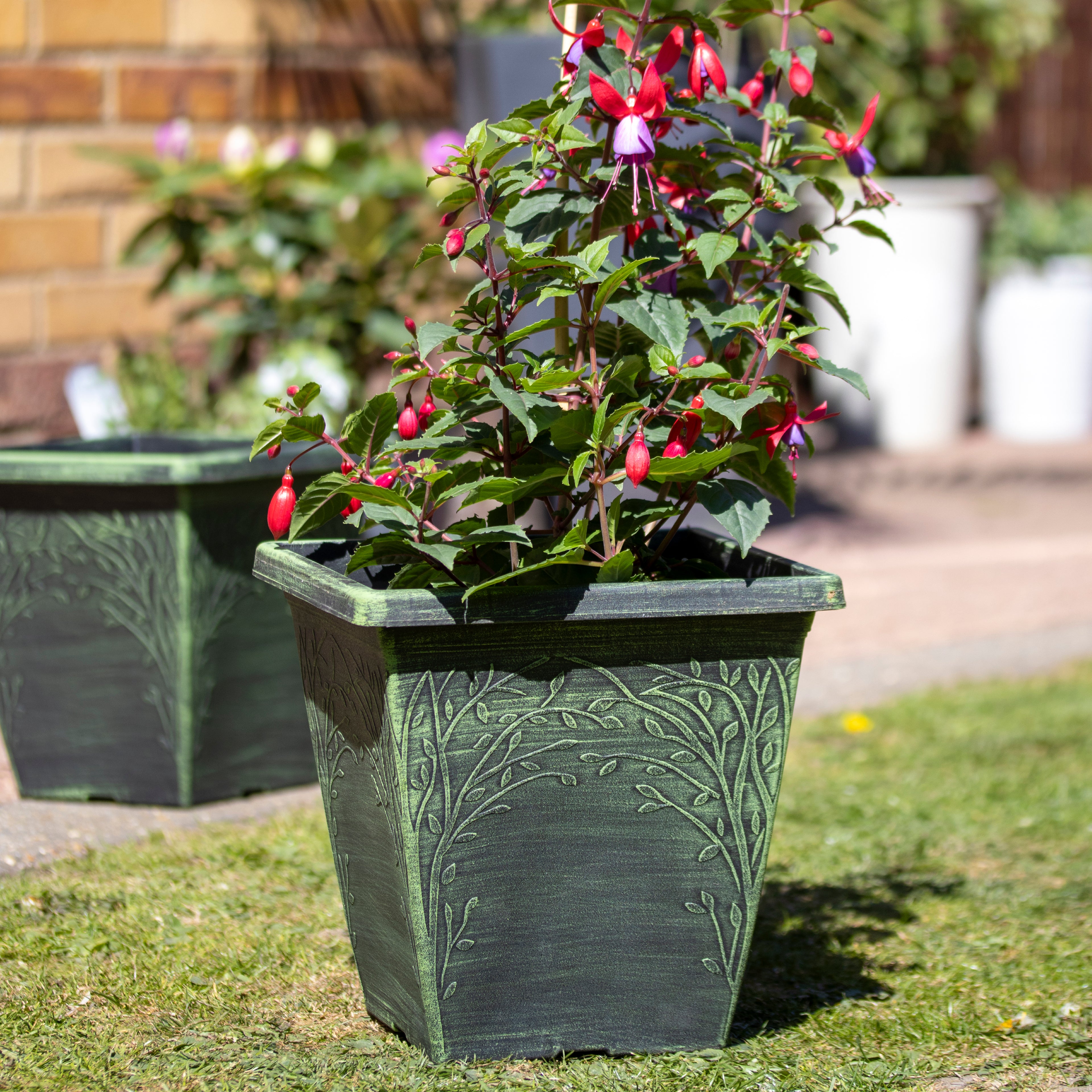 Verdigris Leaf Vine Square Planter
