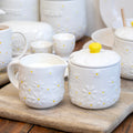 White Daisy Sugar Bowl & Milk Jug Set