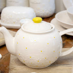 White Daisy 1 Litre Teapot