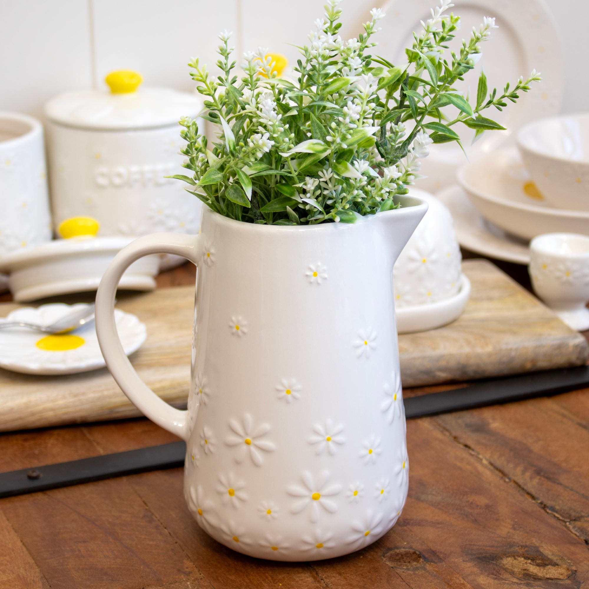 White Daisy Jug