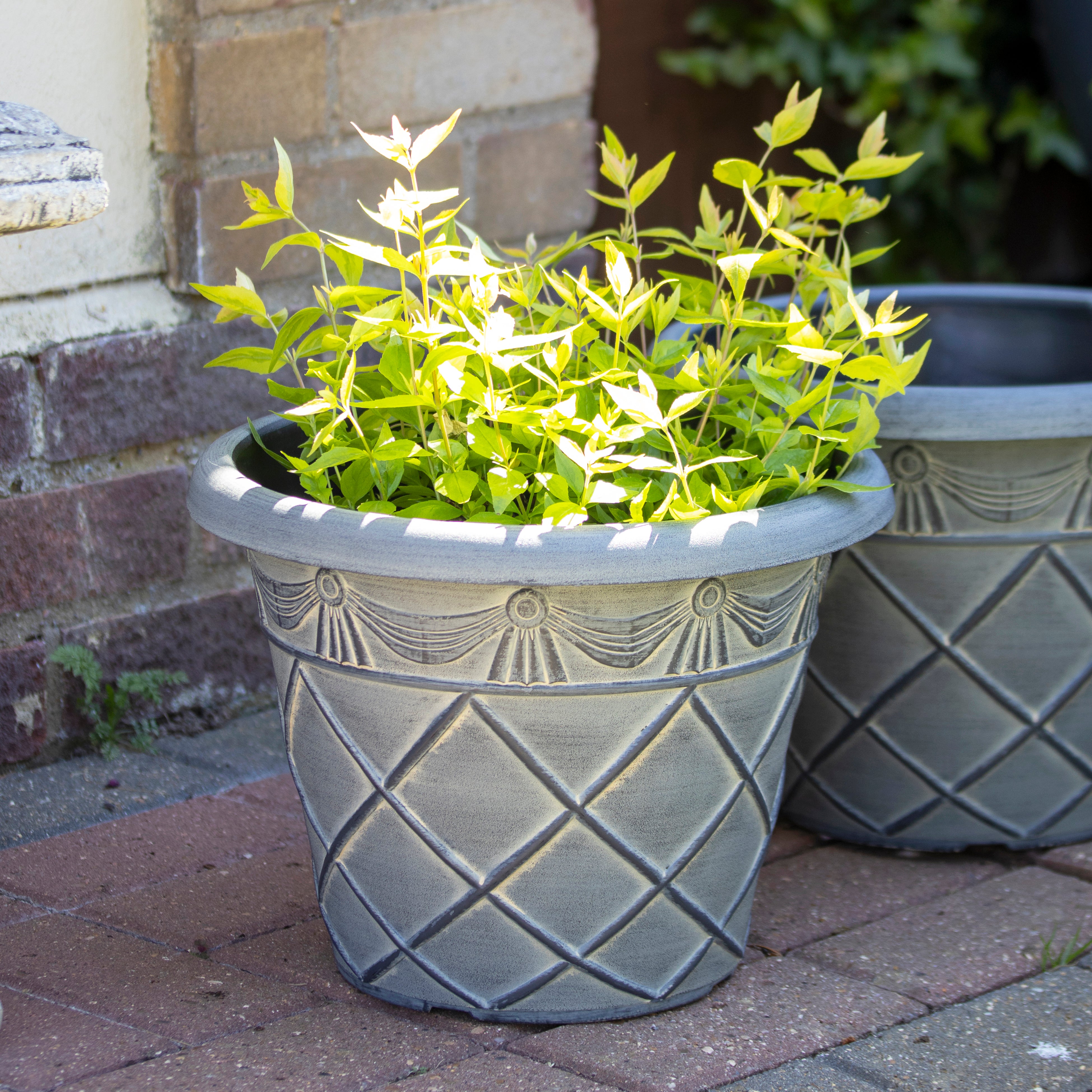 Darthome Round Grey Roman Planter 13