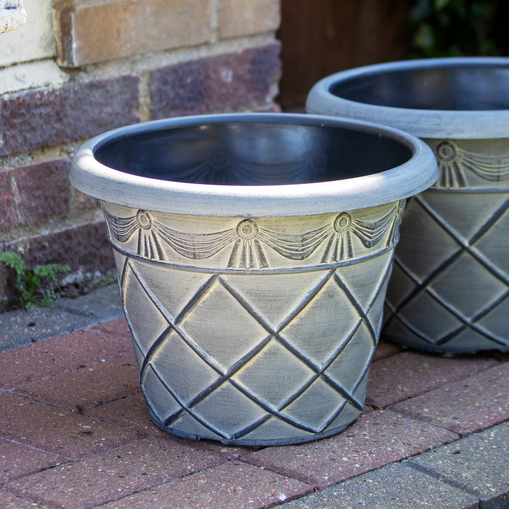 Round Grey Roman Planter 13"
