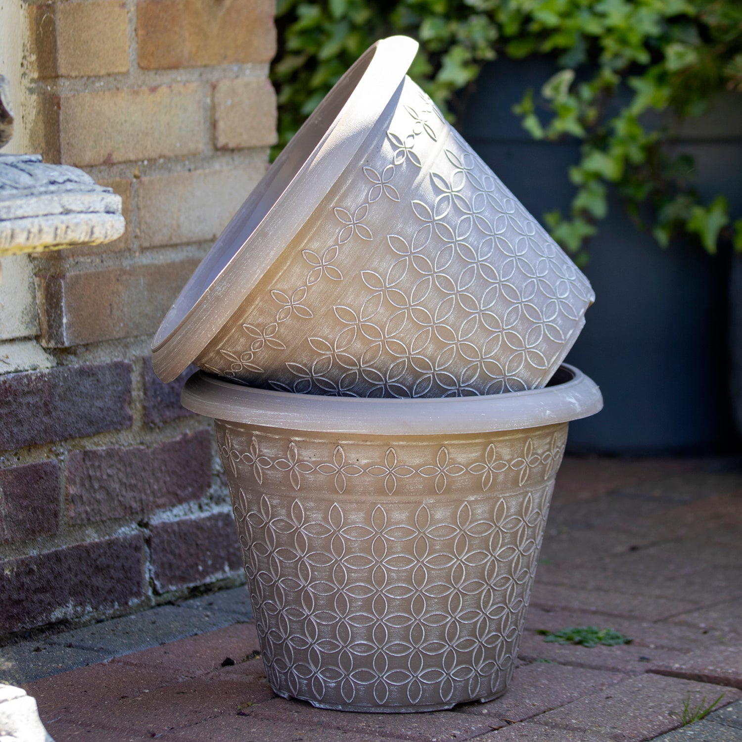Taupe Brown Modern Flora Round Planter 13.5"