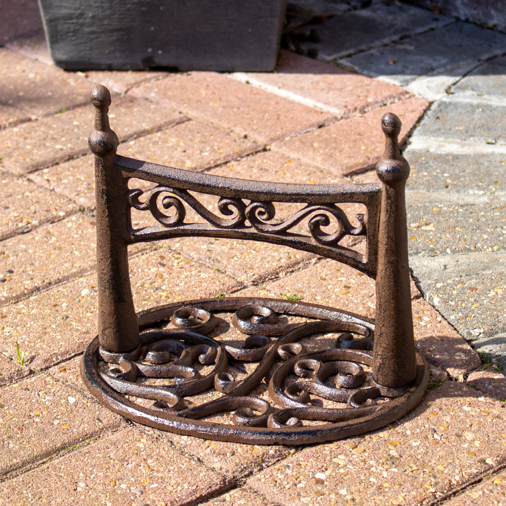Darthome Cast Iron Ellipse Boot Scraper 25x20x20cm