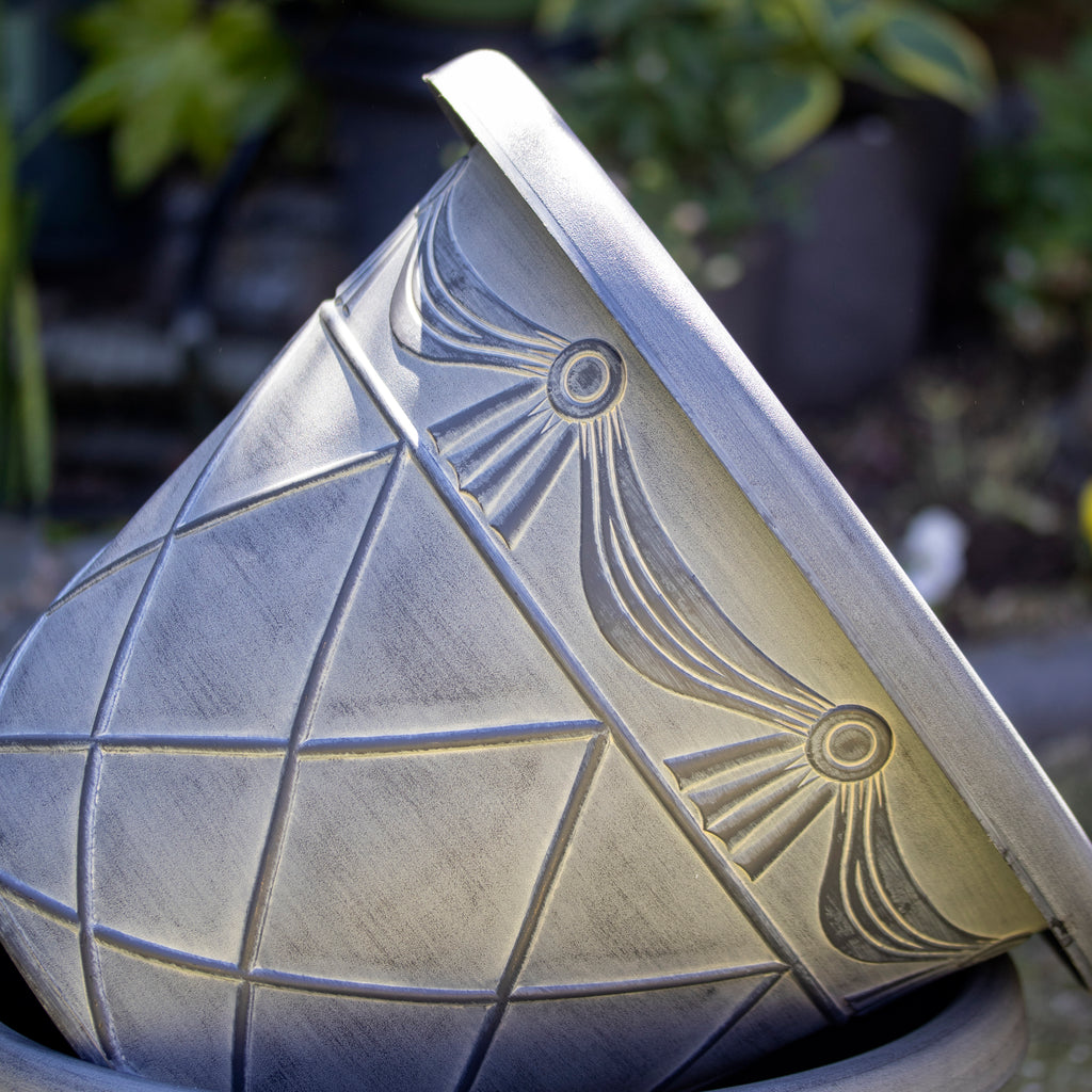 Round Grey Roman Planter 18"