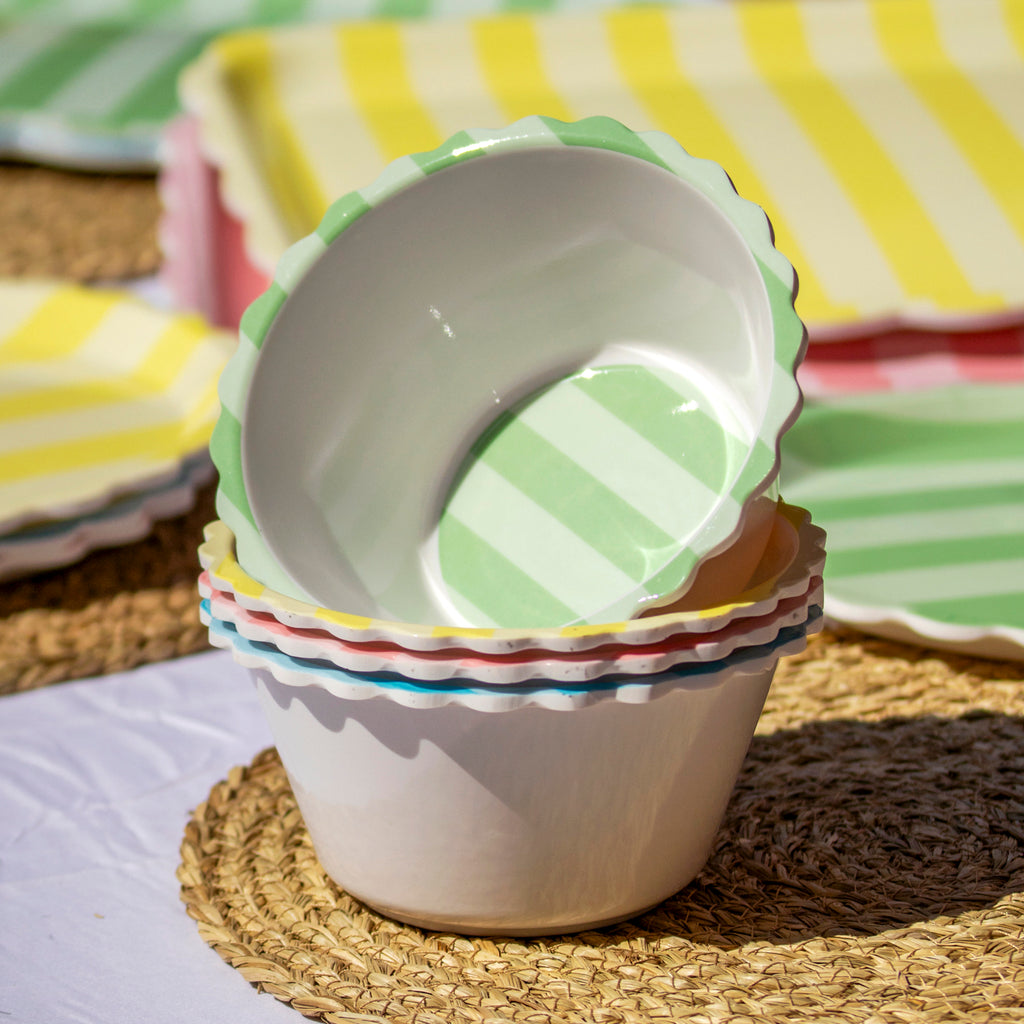 Set Of 4 Melamine Scalloped Stripe Bowls