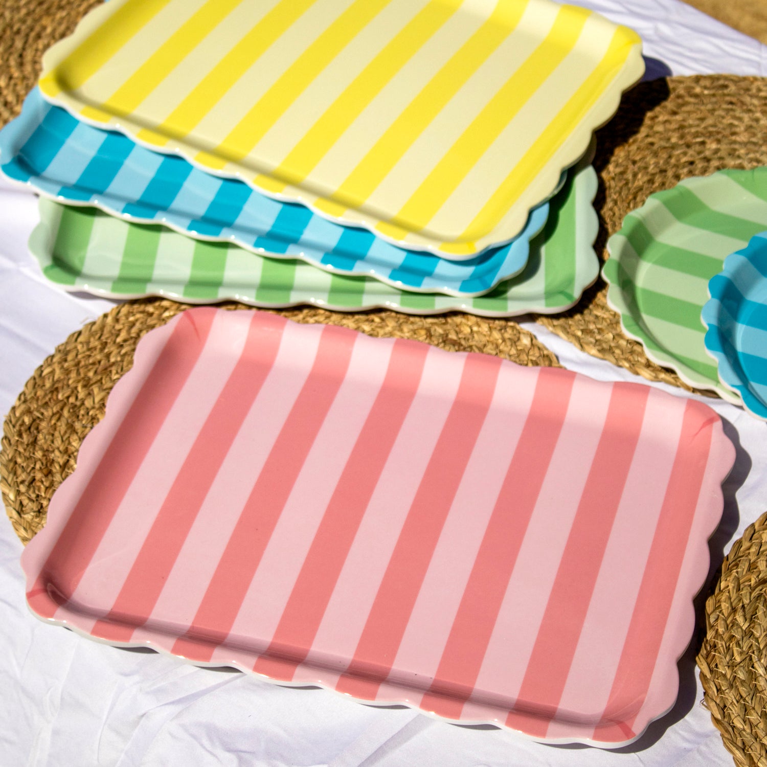 Set Of 4 Melamine Scalloped Stripe Serving Trays