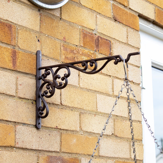 Heart Scroll Cast Iron Hanging Basket Bracket