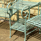 Pistaziengrüne Garten-Begleitsitze