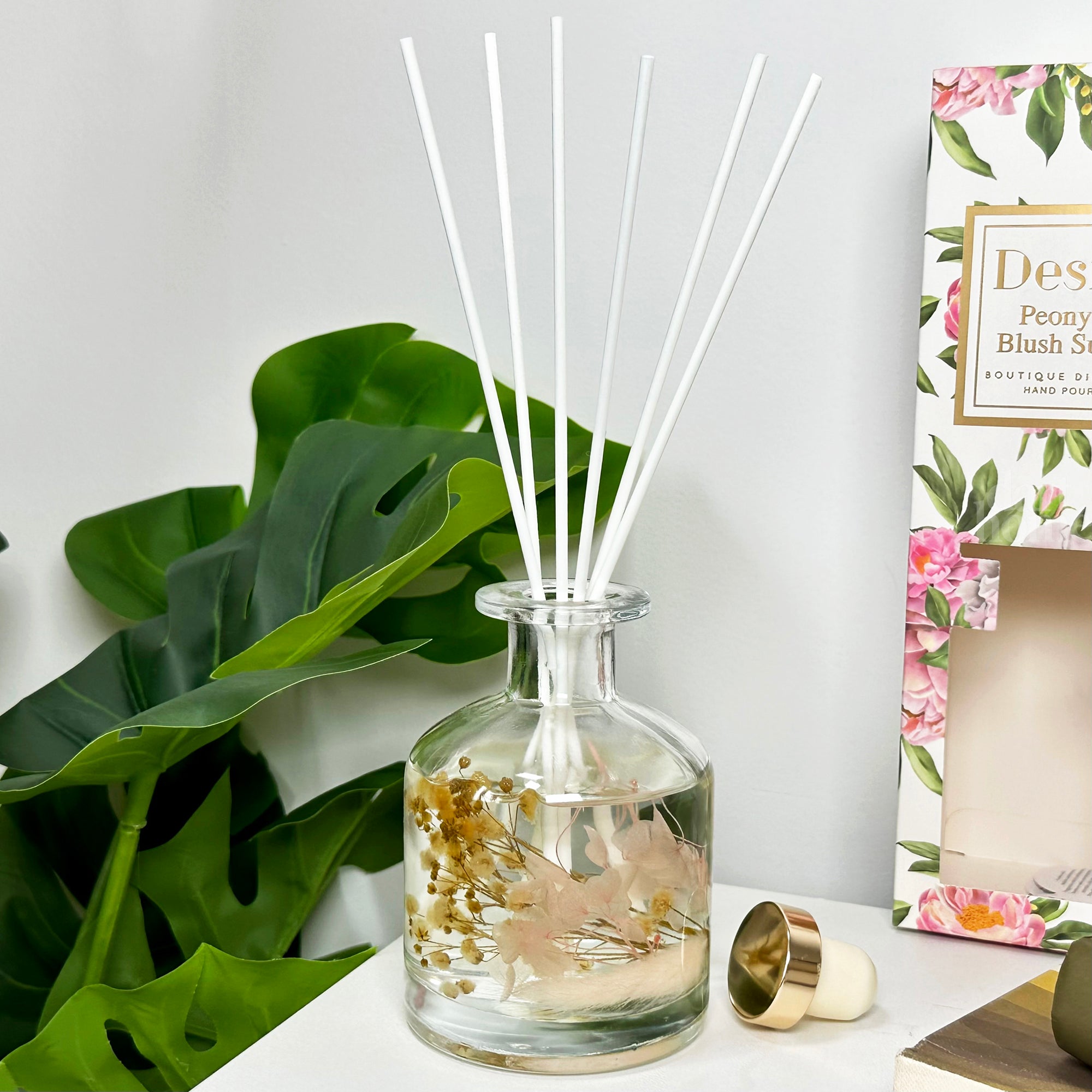 Peony &amp; Blush 200 ml Duftstäbchen-Diffusor