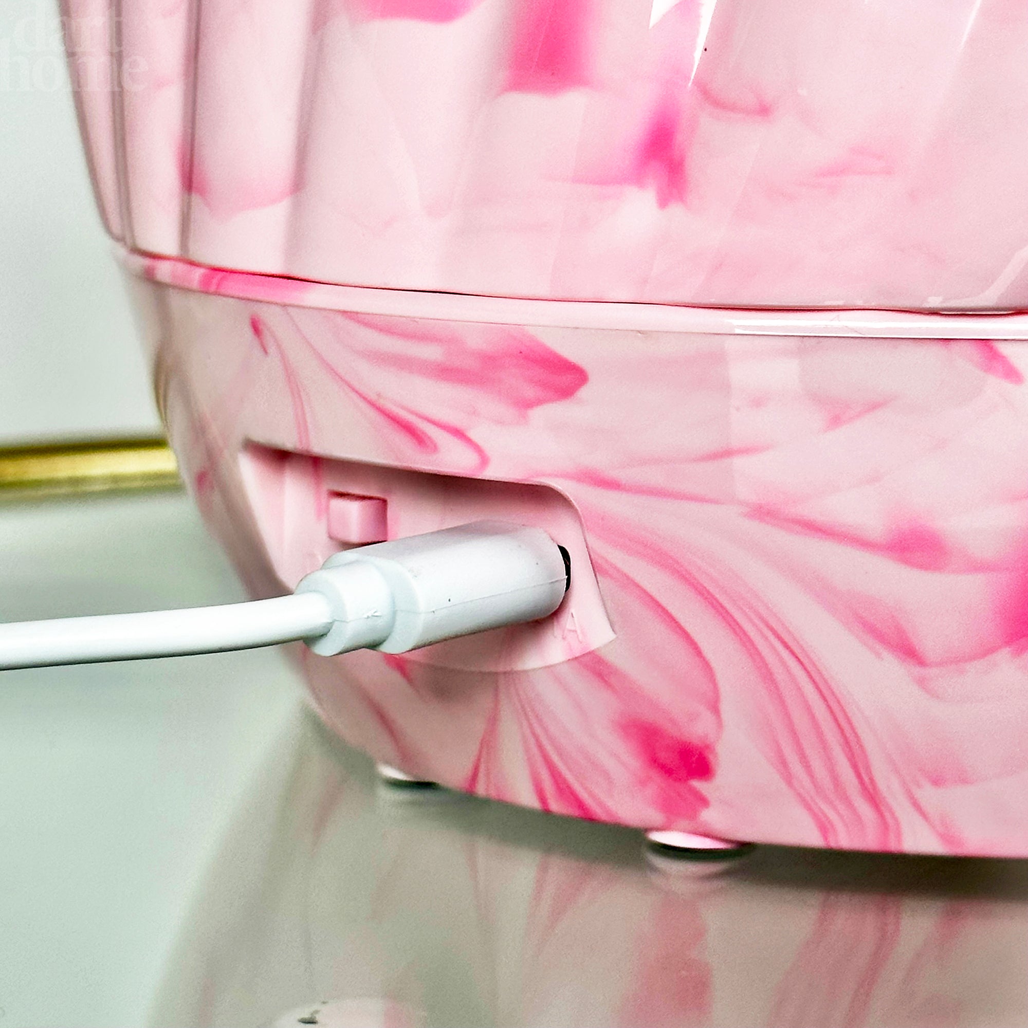 Pink Marble Sea Shell Glitter Lamp