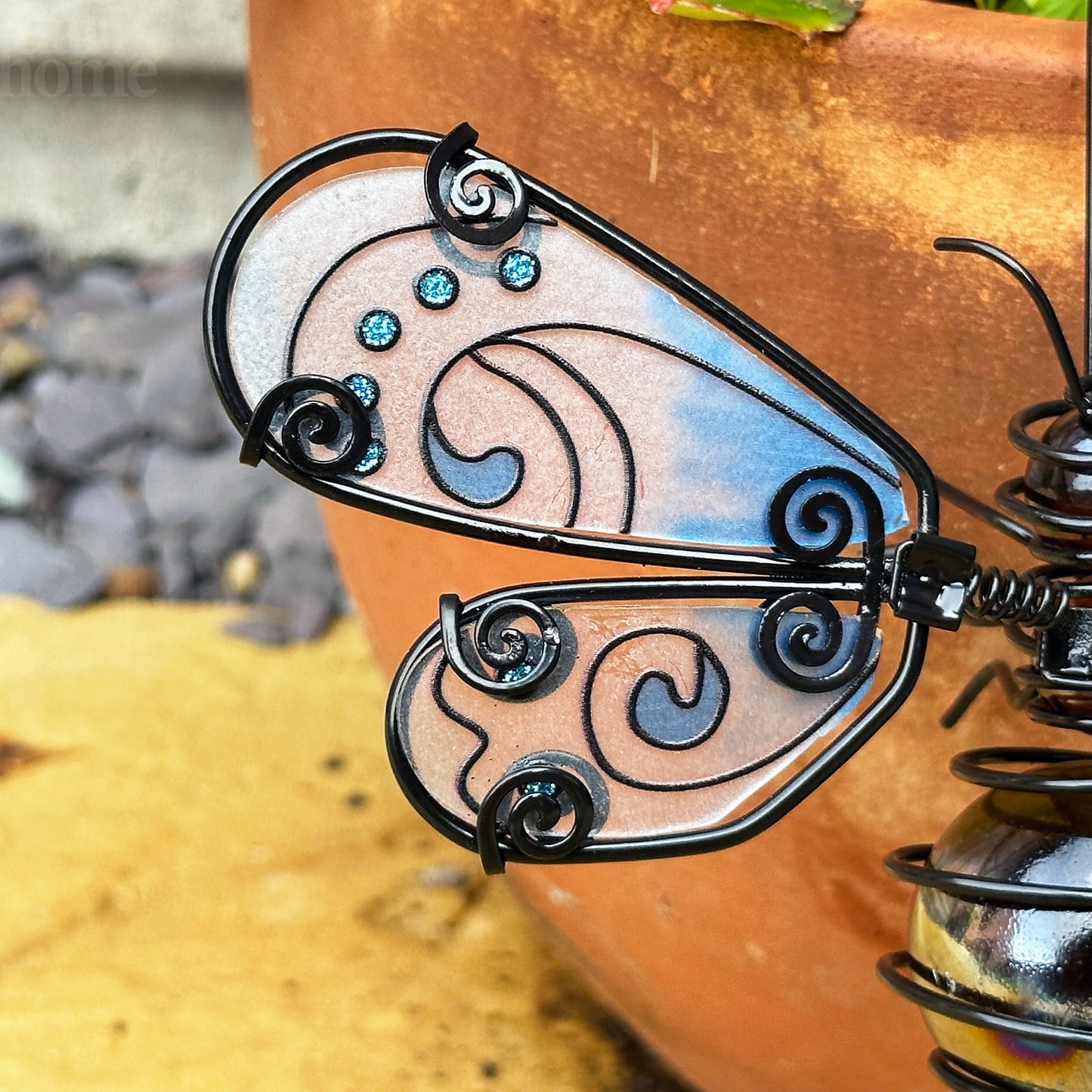 Blue Honey Bee Pot Hanger