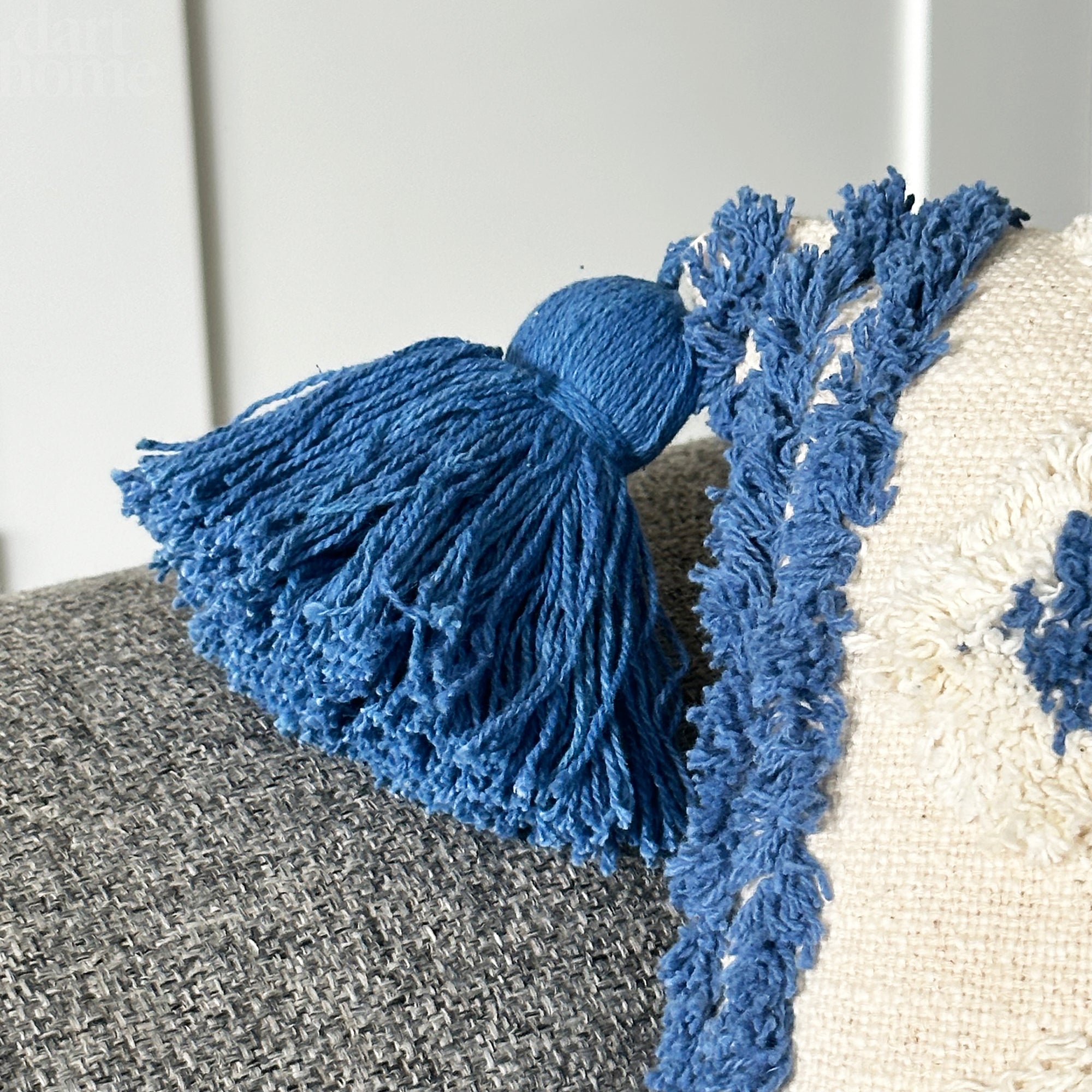 Blau getuftetes Aztekenkissen