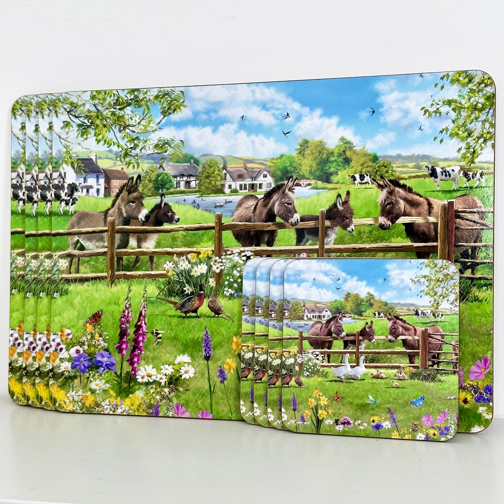 Set mit 8 Tischsets und Untersetzern „Donkey Farm“.