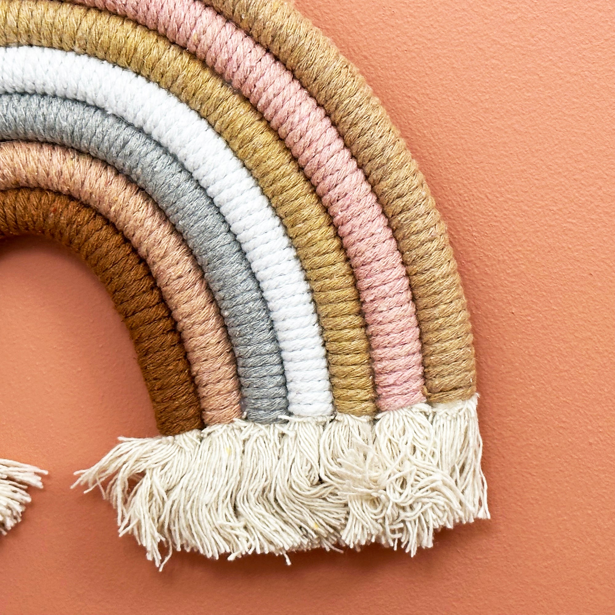 Baby Rainbow Macrame Wall Deco