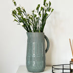 Große blau gemusterte Krugvase