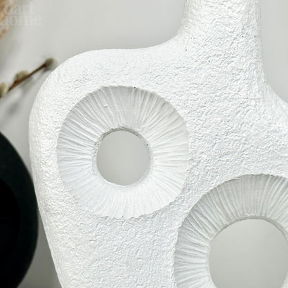 Weiße abstrakte unregelmäßige Donut-Vase